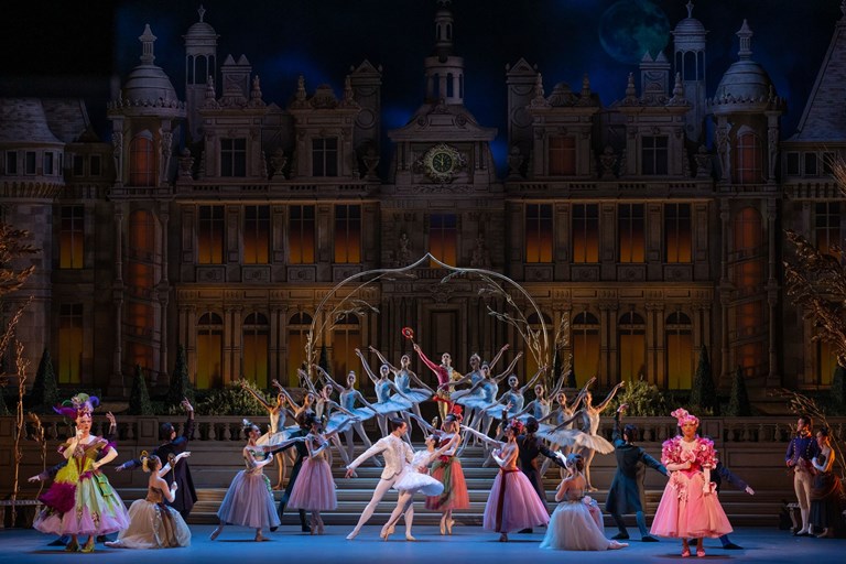 Royal Ballet & Opera Cinderella 2025 Vue Cinema Times & Book Tickets